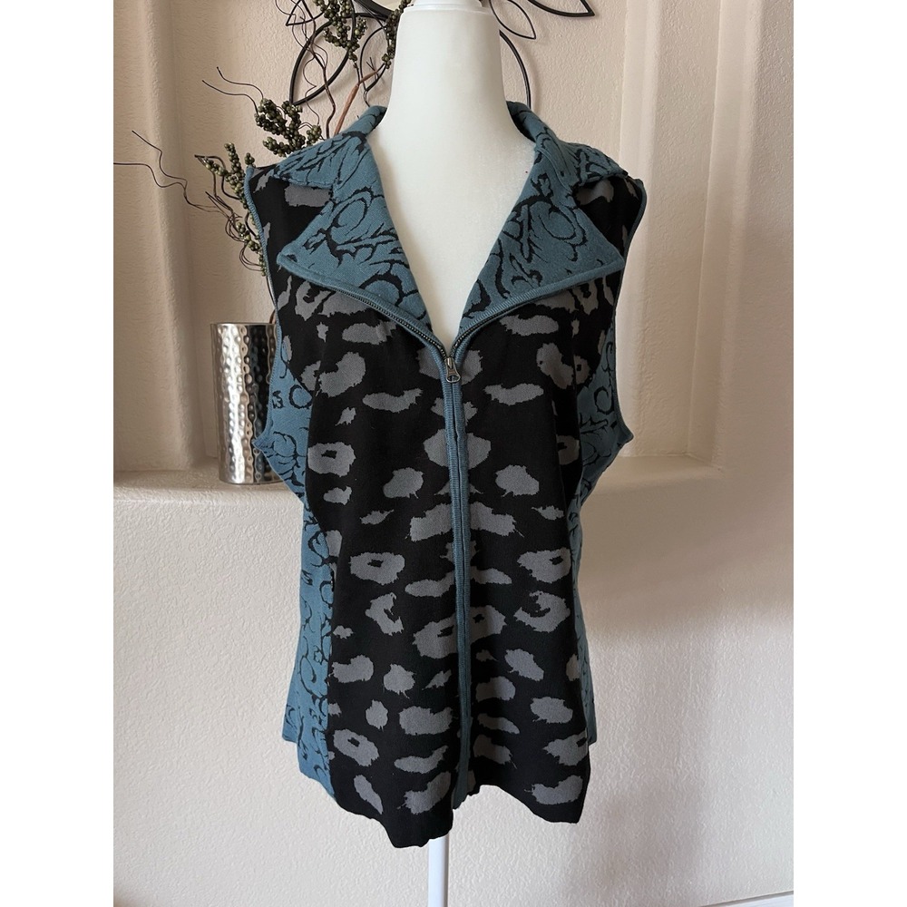 Icelandic Design Vest Turquoise Black Animal Print/Abstract Vine  Knit Women L